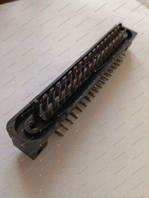 940630-1787 - 35 Ways Male Housing -  AMP - WEBER - TE